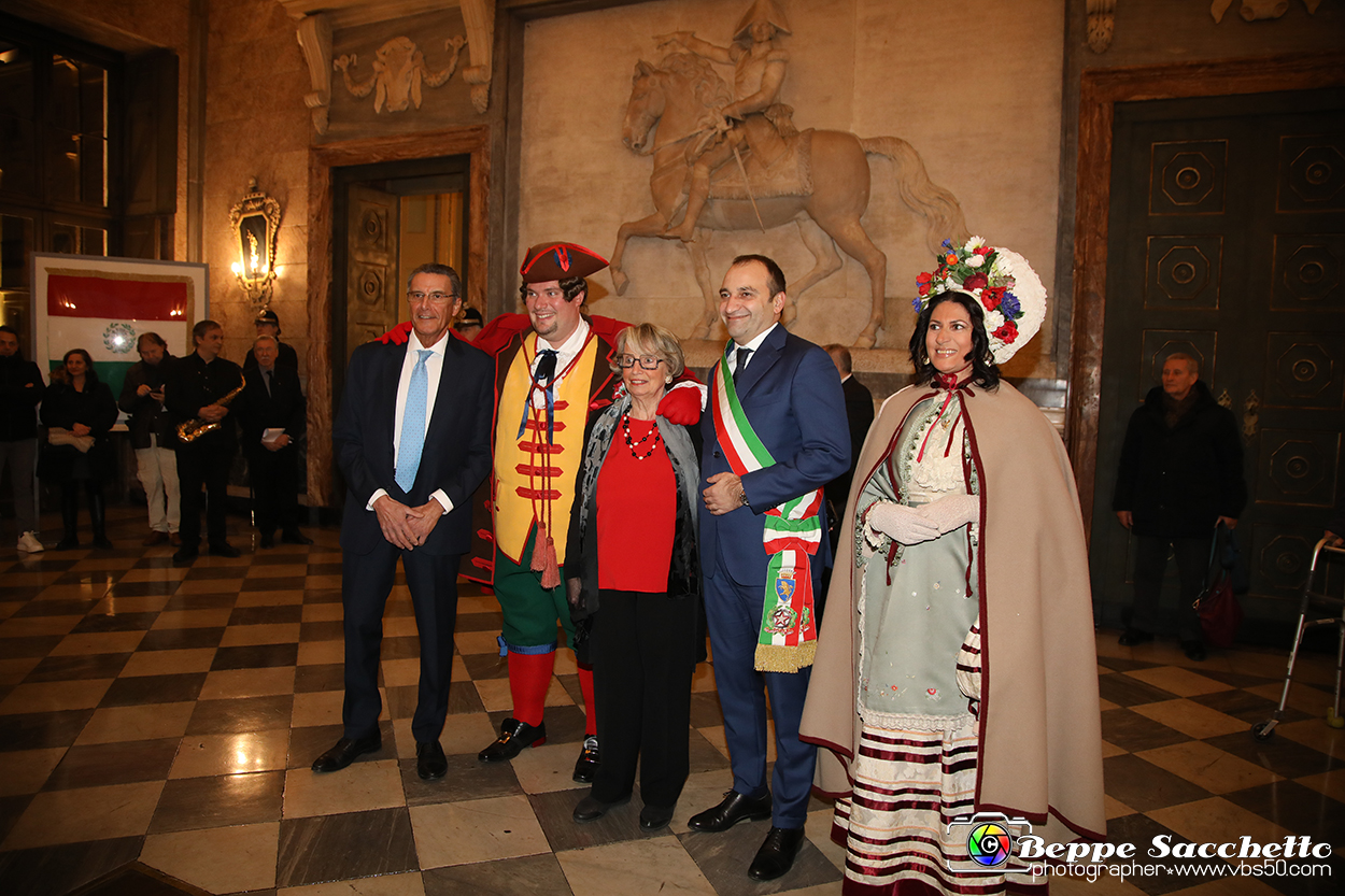 VBS_3550 - Investitura Ufficiale Gianduja e Giacometta Famija Turineisa - Carnevale di Torino 2024.jpg